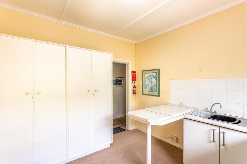 5 Bedroom Property for Sale in Pinelands Western Cape